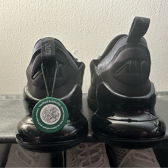 Nwt - NIKE AIR 270 BLACK SIZE MENS 12 ( No box) - Picture 9 of 10